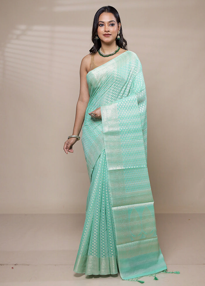 Green Cotton Saree With Blouse Piece