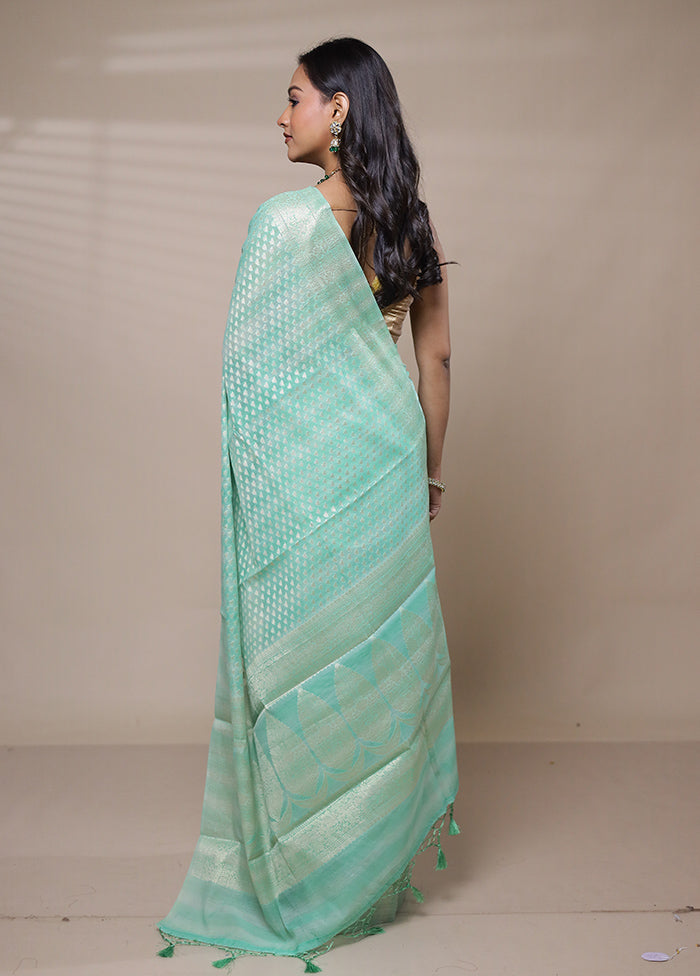 Green Cotton Saree With Blouse Piece