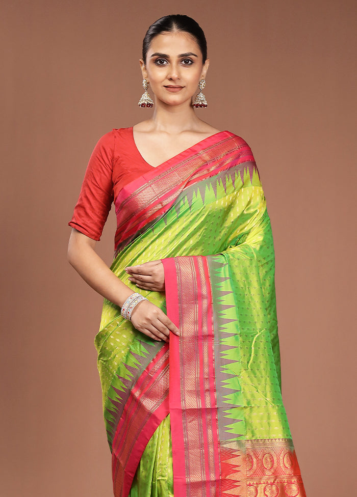 Green Handloom Kanchipuram Pure Silk Saree With Blouse Piece