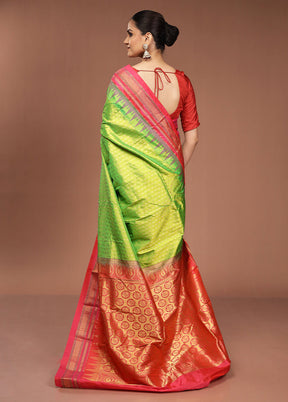 Green Handloom Kanchipuram Pure Silk Saree With Blouse Piece