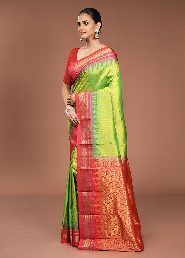 Green Handloom Kanchipuram Pure Silk Saree With Blouse Piece