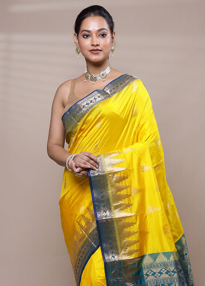 Yellow Handloom Kanjivaram Pure Silk Saree With Blouse Piece