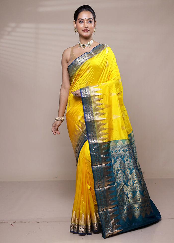 Yellow Handloom Kanjivaram Pure Silk Saree With Blouse Piece