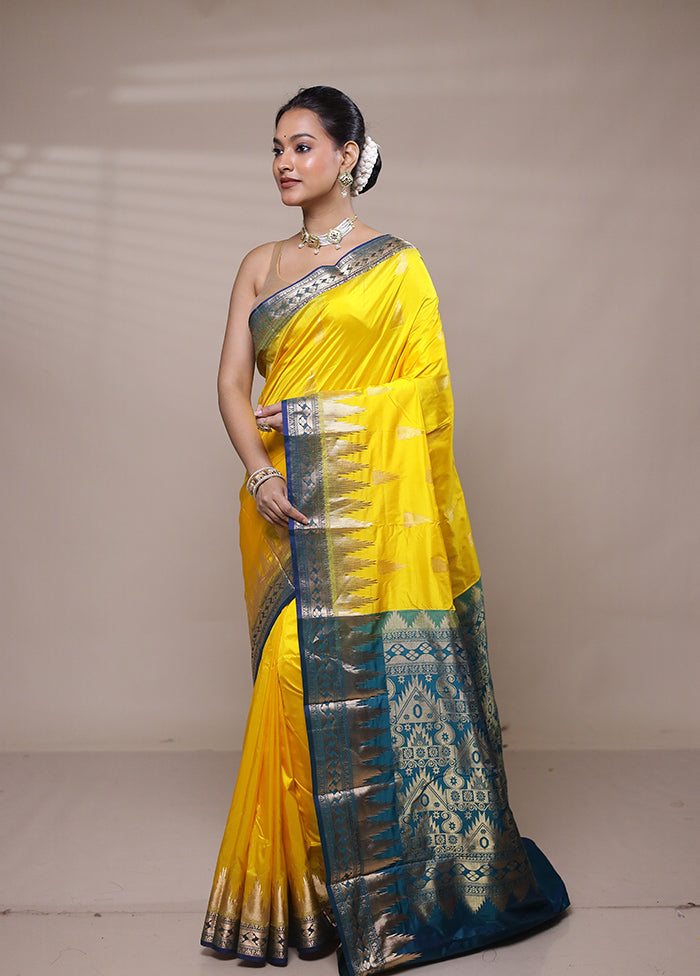 Yellow Handloom Kanjivaram Pure Silk Saree With Blouse Piece