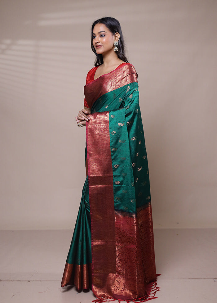 Green Dupion Silk Saree With Blouse Piece