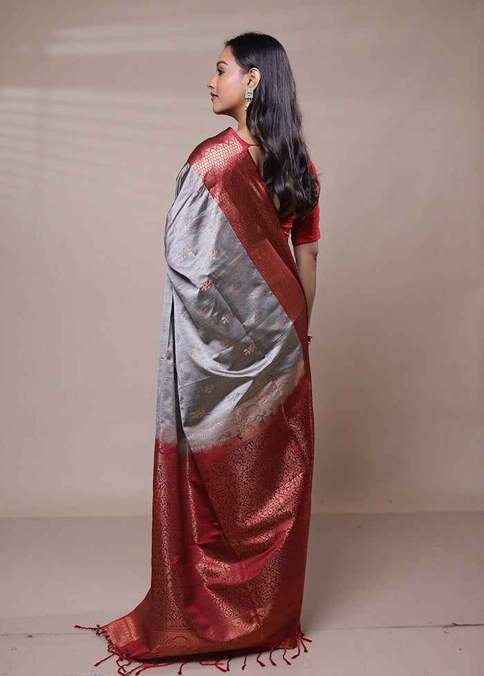 Grey Dupion Silk Saree With Blouse Piece