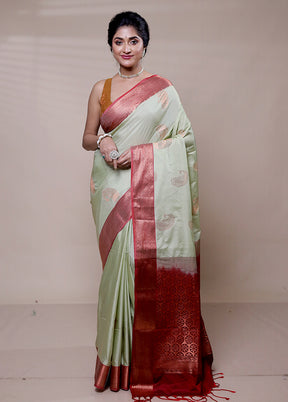 Green Kanjivaram Silk Saree With Blouse Piece