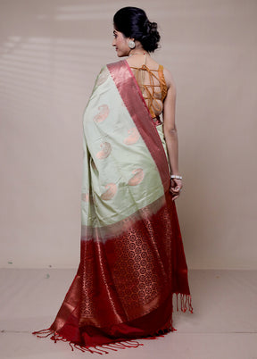 Green Kanjivaram Silk Saree With Blouse Piece