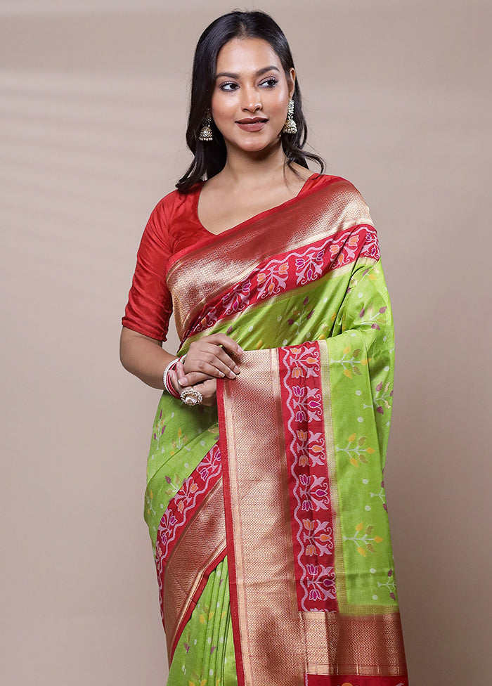 Green Dupion Silk Saree With Blouse Piece