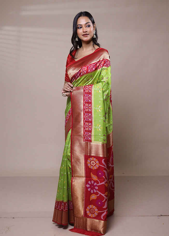 Green Dupion Silk Saree With Blouse Piece