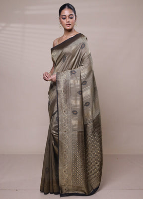 Grey Dupion Silk Saree With Blouse Piece