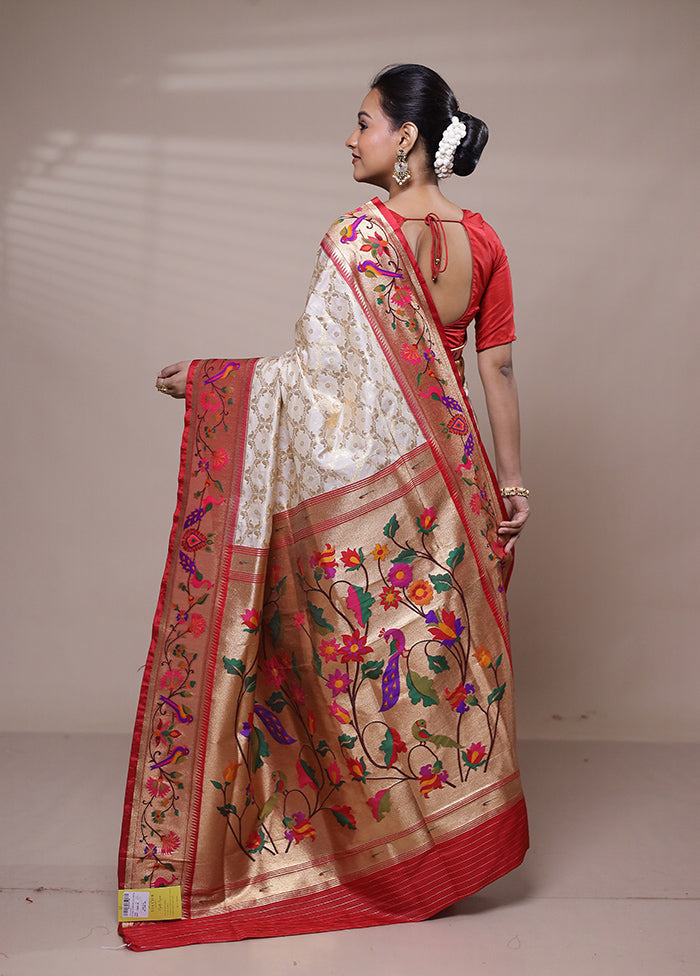 Cream Handloom Uppada Pure Silk Saree With Blouse Piece