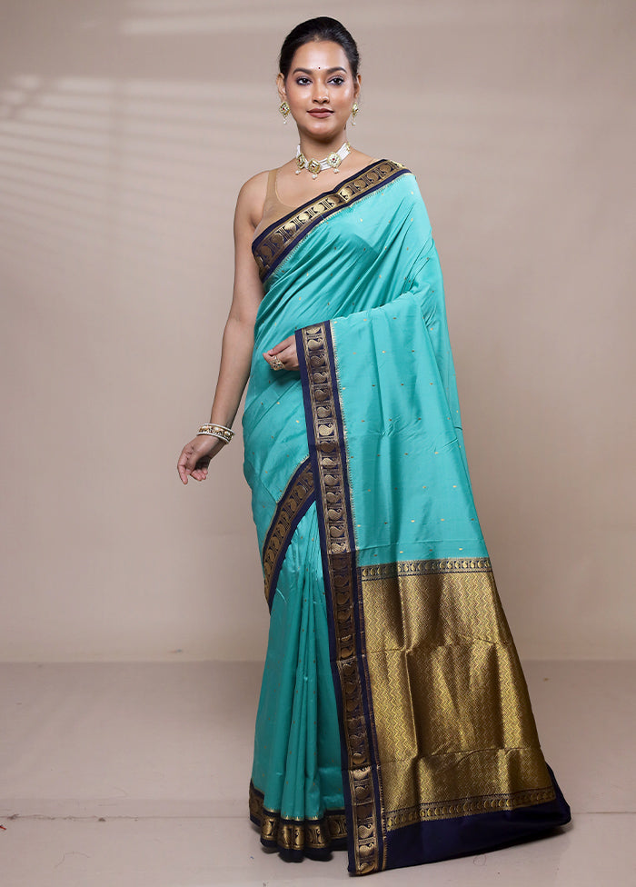 Blue Kanjivaram Silk Saree With Blouse Piece