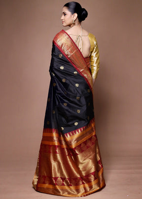 Black Handloom Kanchipuram Pure Silk Saree With Blouse Piece