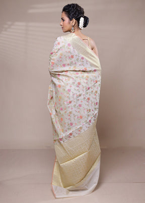 Cream Cotton Saree With Blouse Piece