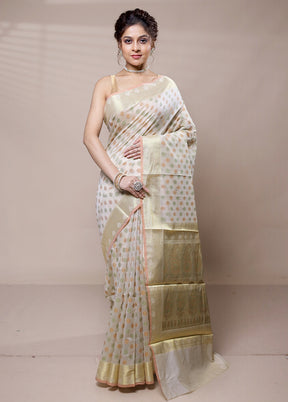 White Cotton Saree With Blouse Piece