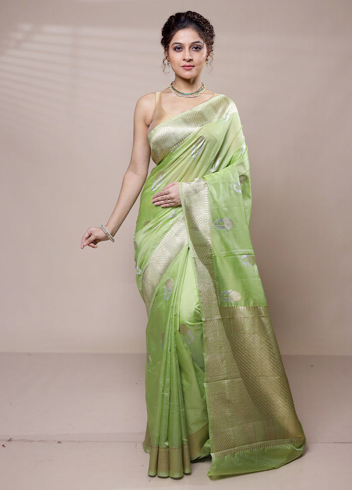 Green Dupion Silk Saree With Blouse Piece