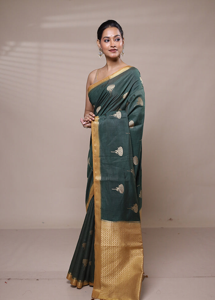 Green Dupion Silk Saree With Blouse Piece