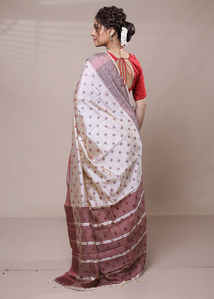 Cream Dupion Silk Saree With Blouse Piece