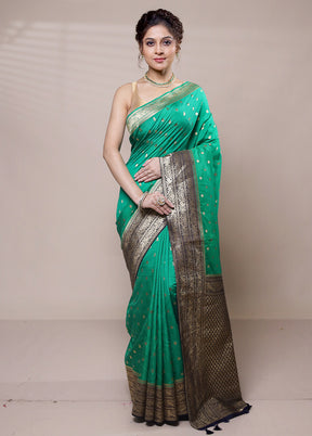 Green Dupion Silk Saree With Blouse Piece