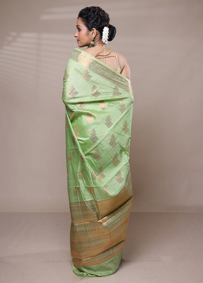 Green Dupion Silk Saree With Blouse Piece