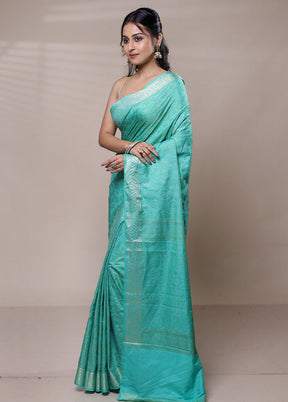 Blue Jamewar Silk Saree With Blouse Piece