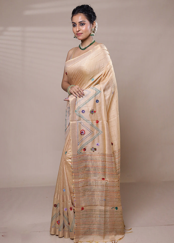 Yellow Tussar Silk Saree With Blouse Piece