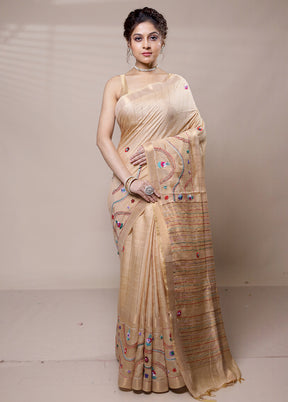 Cream Tussar Silk Saree With Blouse Piece