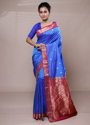 Blue Handloom Kanjivaram Pure Silk Saree With Blouse Piece