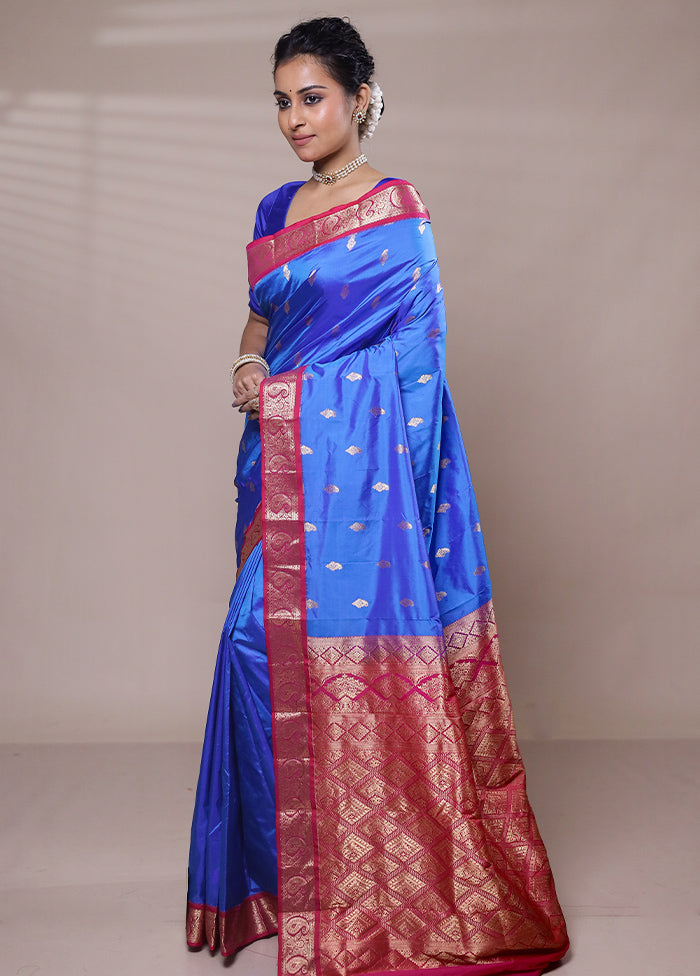 Blue Handloom Kanjivaram Pure Silk Saree With Blouse Piece