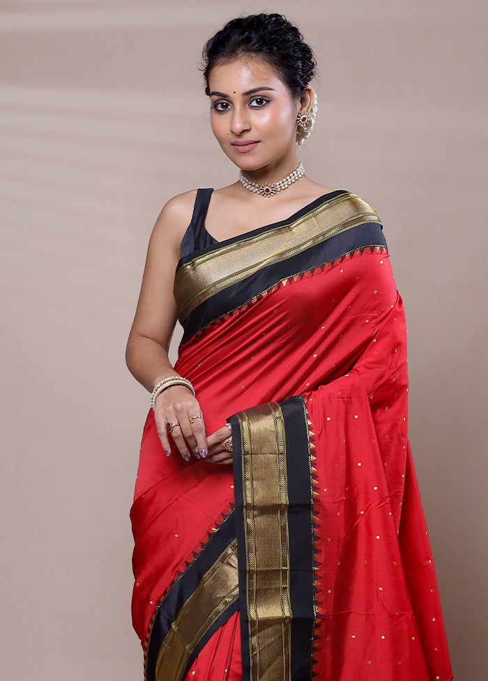 Red Kanjivaram Silk Saree With Blouse Piece