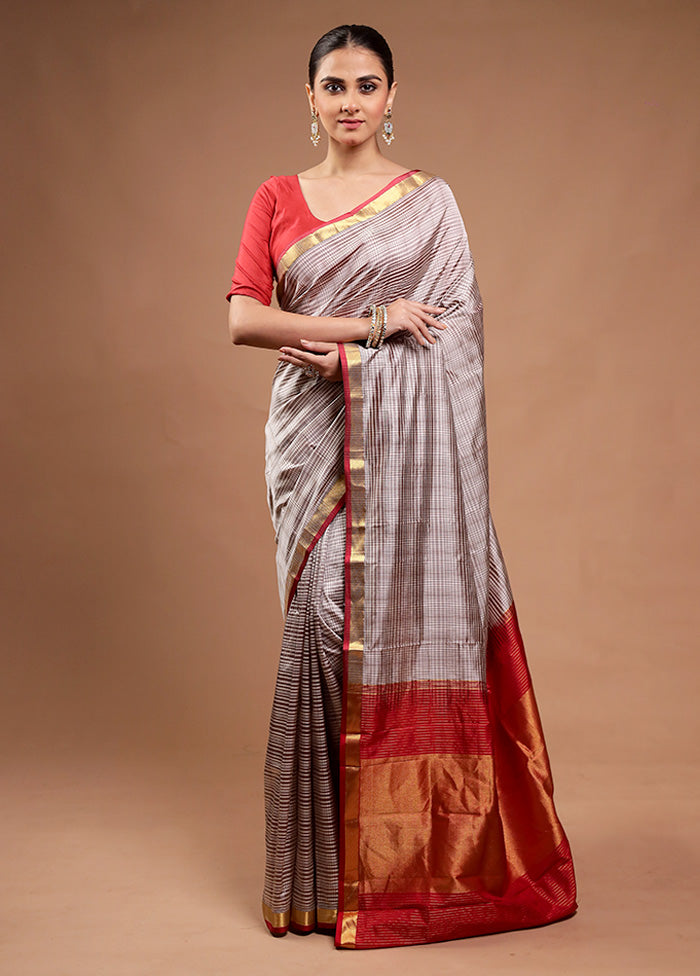 Grey Handloom Kanjivaram Pure Silk Saree With Blouse Piece