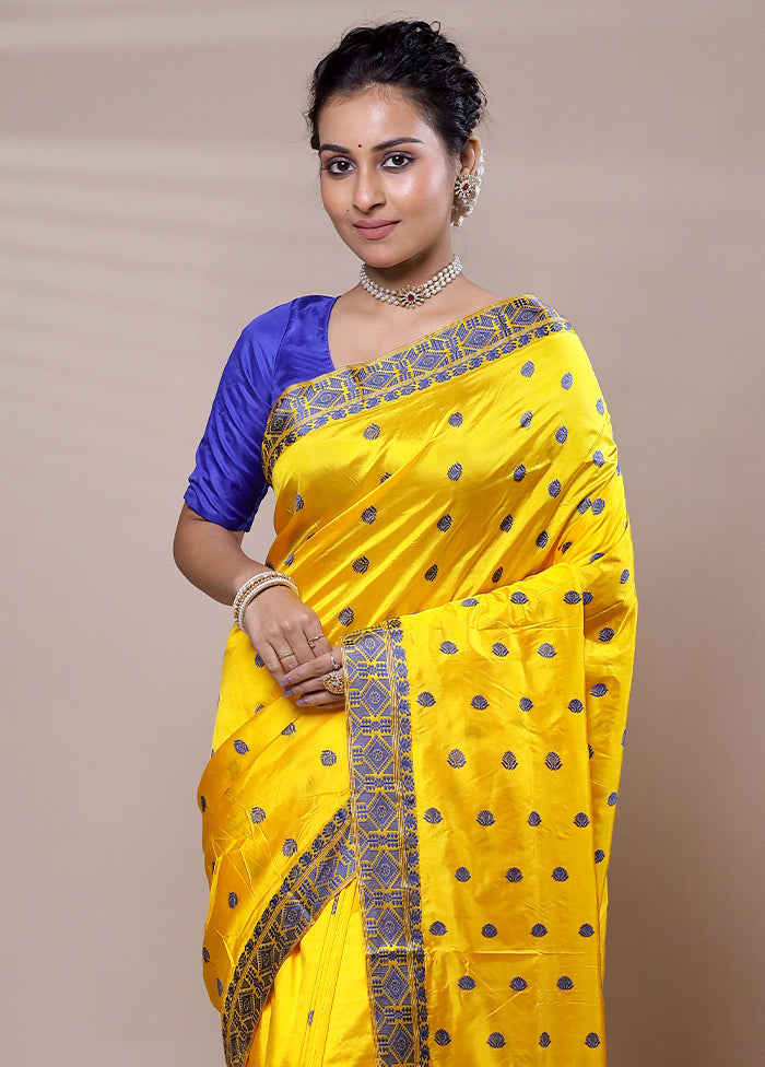 Yellow Handloom Assam Pure Silk Saree With Blouse Piece