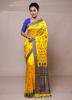 Yellow Handloom Assam Pure Silk Saree With Blouse Piece