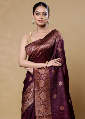 Maroon Handloom Tussar Pure Silk Saree With Blouse Piece