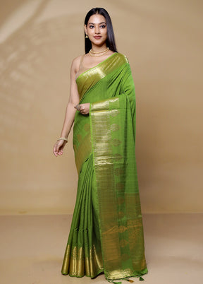 Green Dupion Silk Saree With Blouse Piece