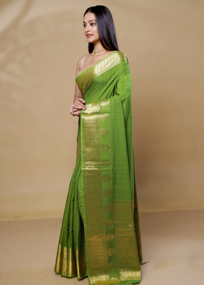 Green Dupion Silk Saree With Blouse Piece