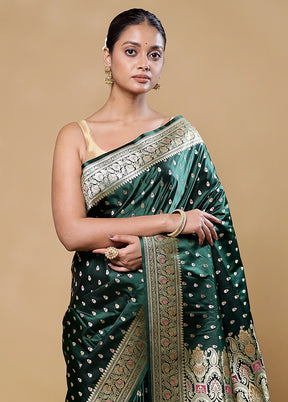 Green Handloom Banarasi Pure Silk Saree With Blouse Piece