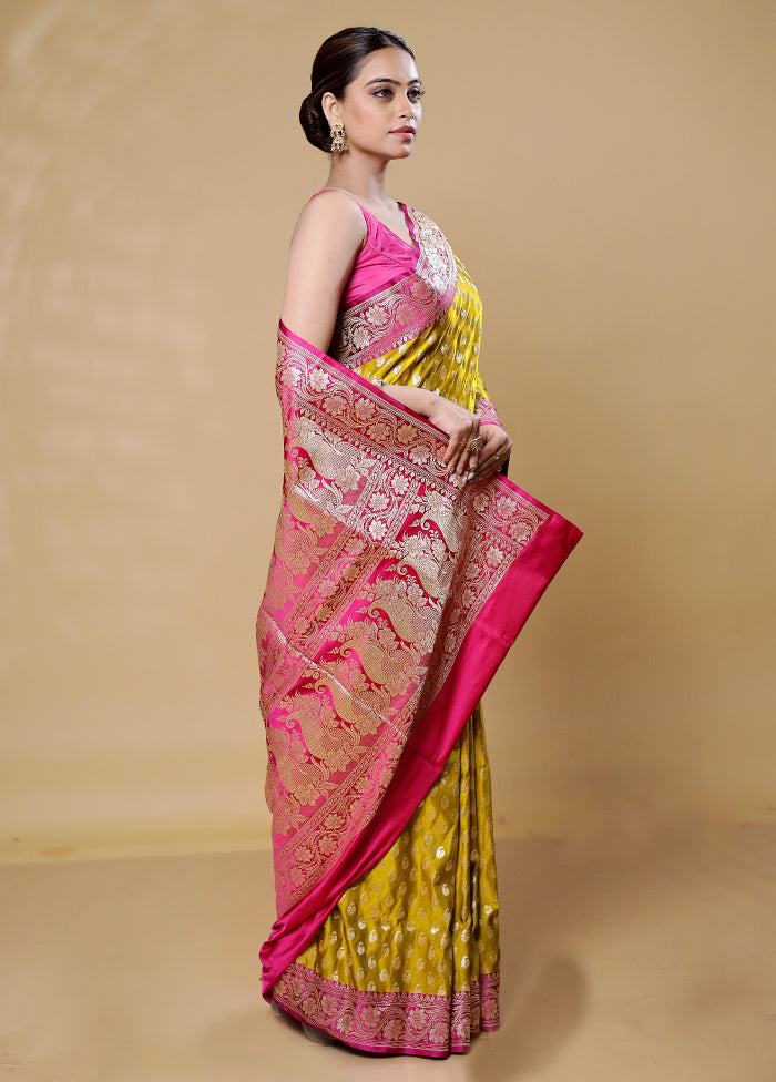 Yellow Handloom Banarasi Pure Silk Saree With Blouse Piece