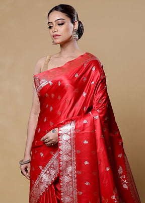 Red Banarasi Silk Saree With Blouse Piece