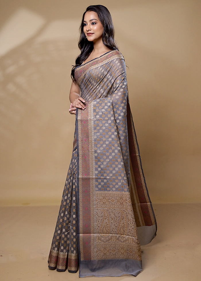 Grey Cotton Saree With Blouse Piece