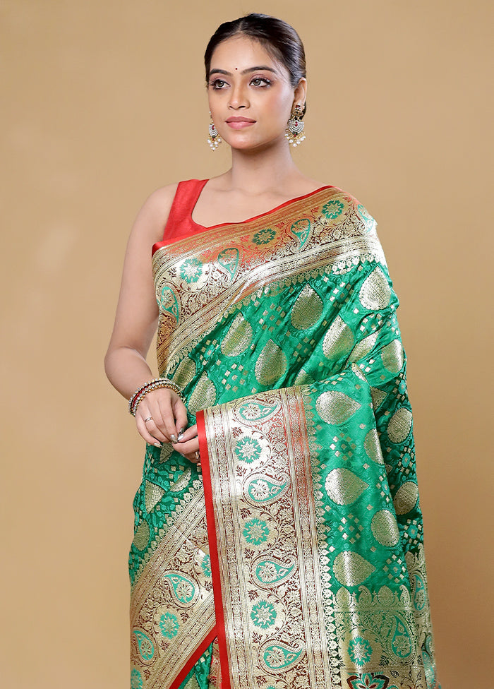 Green Tanchoi Silk Saree With Blouse Piece