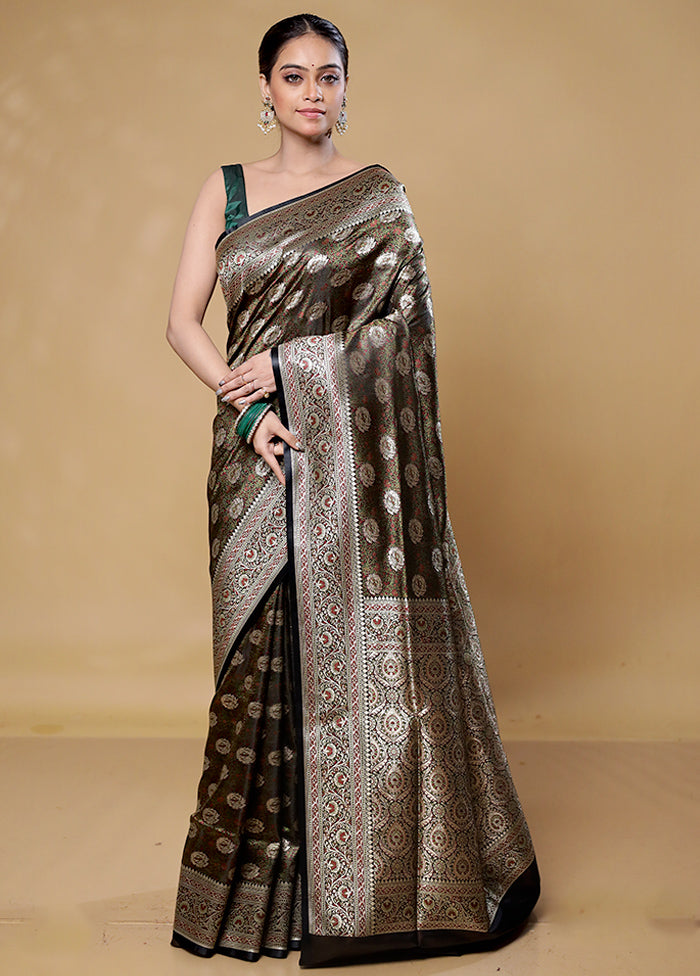 Green Tanchoi Silk Saree With Blouse Piece