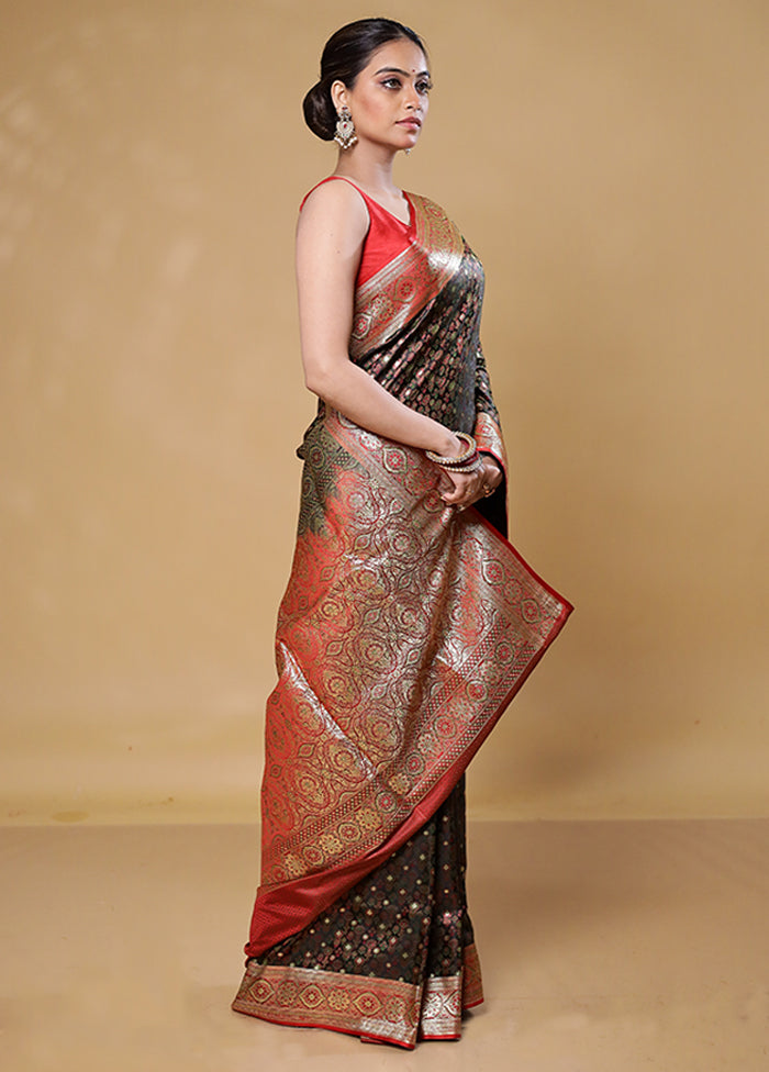 Black Tanchoi Silk Saree With Blouse Piece