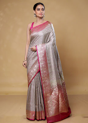 Grey Tanchoi Silk Saree With Blouse Piece