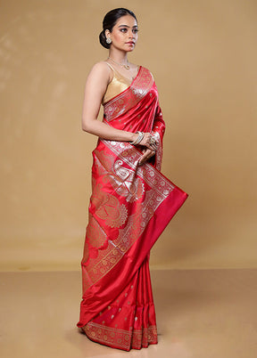 Red Banarasi Silk Saree With Blouse Piece