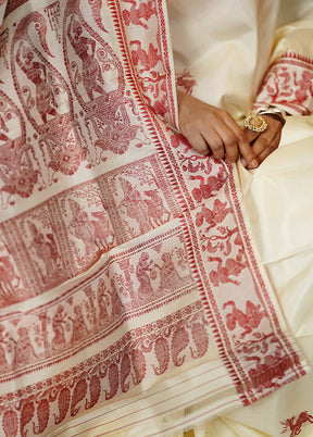 Cream Handloom Baluchari Pure Silk Saree With Blouse Piece