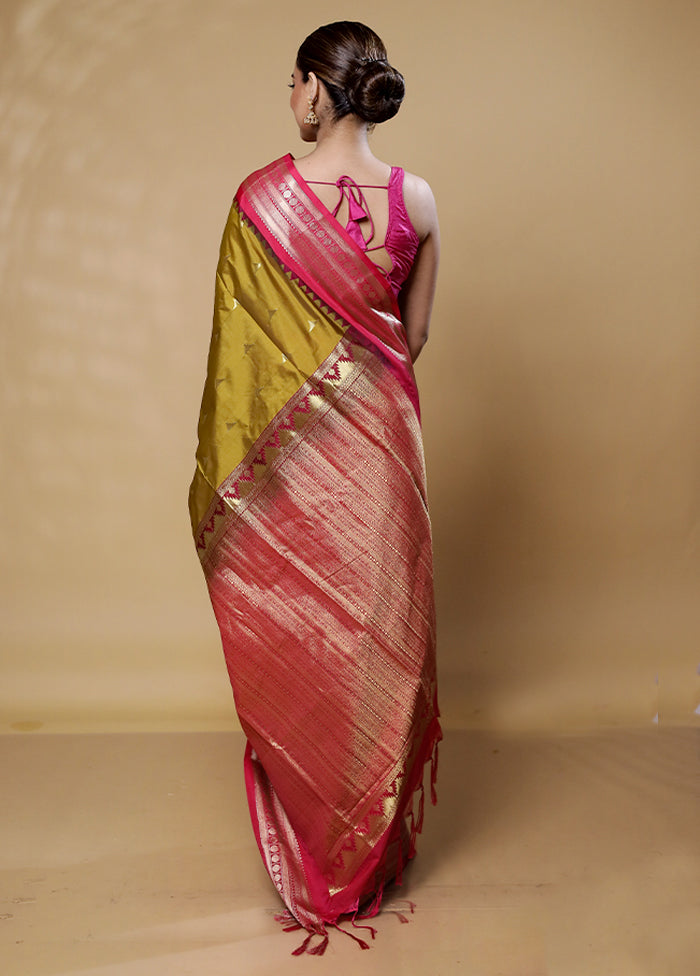 Green Kanjivaram Silk Saree With Blouse Piece