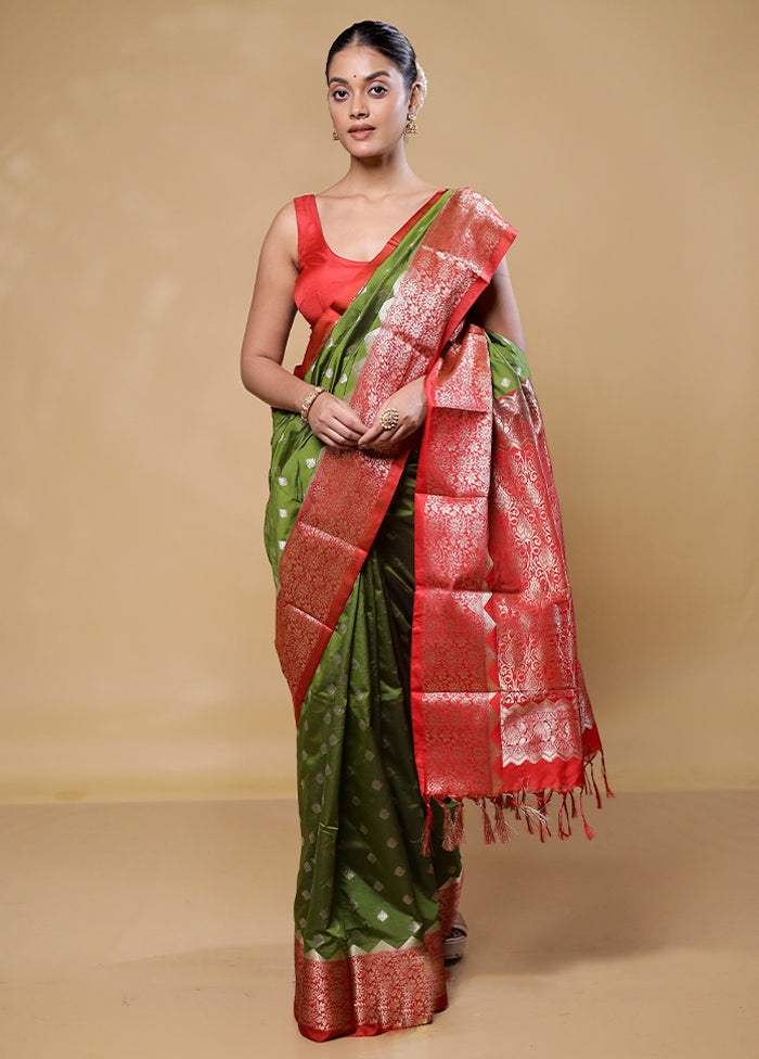 Green Kanjivaram Silk Saree With Blouse Piece