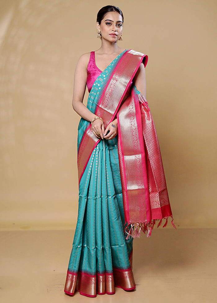 Green Kanjivaram Silk Saree With Blouse Piece